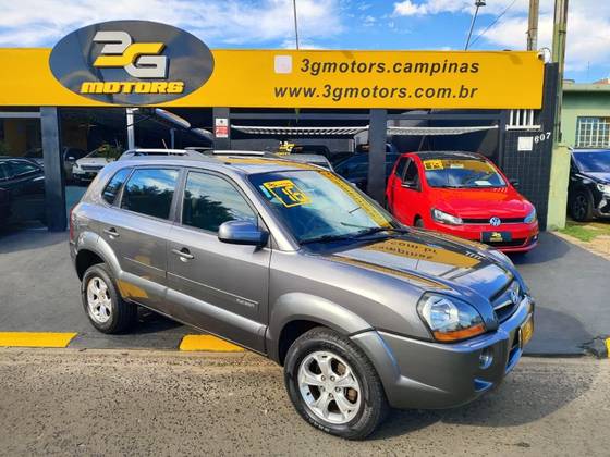 HYUNDAI TUCSON 2.0 MPFI GLS 16V 143CV 2WD FLEX 4P AUTOMÁTICO HYUNDAI TUCSON 2.0 MPFI GLS 16V 143CV 2WD FLEX 4P AUTOMÁTICO